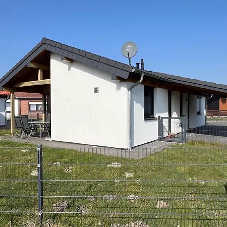 N4 Haus In Nordseenaehe Mit Terrasse Und Garten Casa de Férias Butjadingen